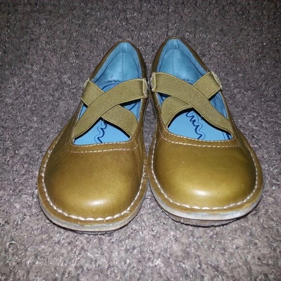 GROUNDHOG-Olive Leather Mary Janes Stretch Slip On Shoes-SZ 6.5-Near Mint - Picture 3 of 7